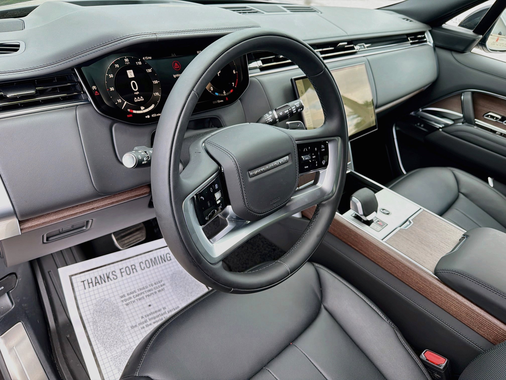 New 2026 Santorini Black Land Rover SE image 27