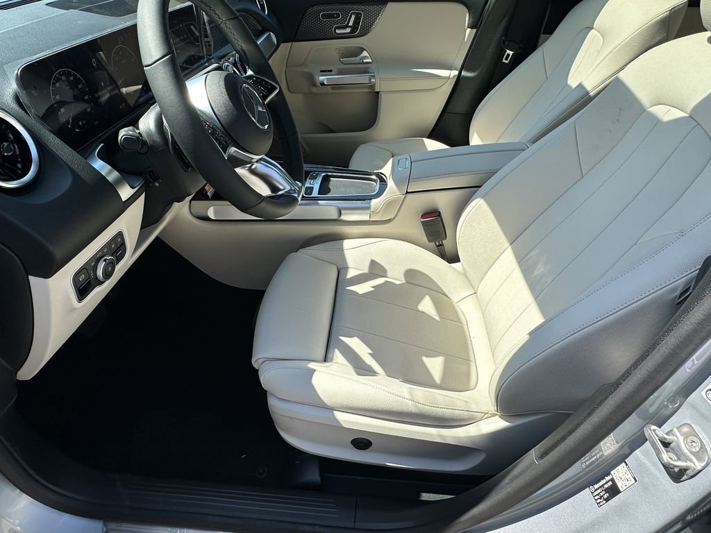 New 2026 Cirrus Silver Metallic Mercedes-Benz GLB 250 image 10