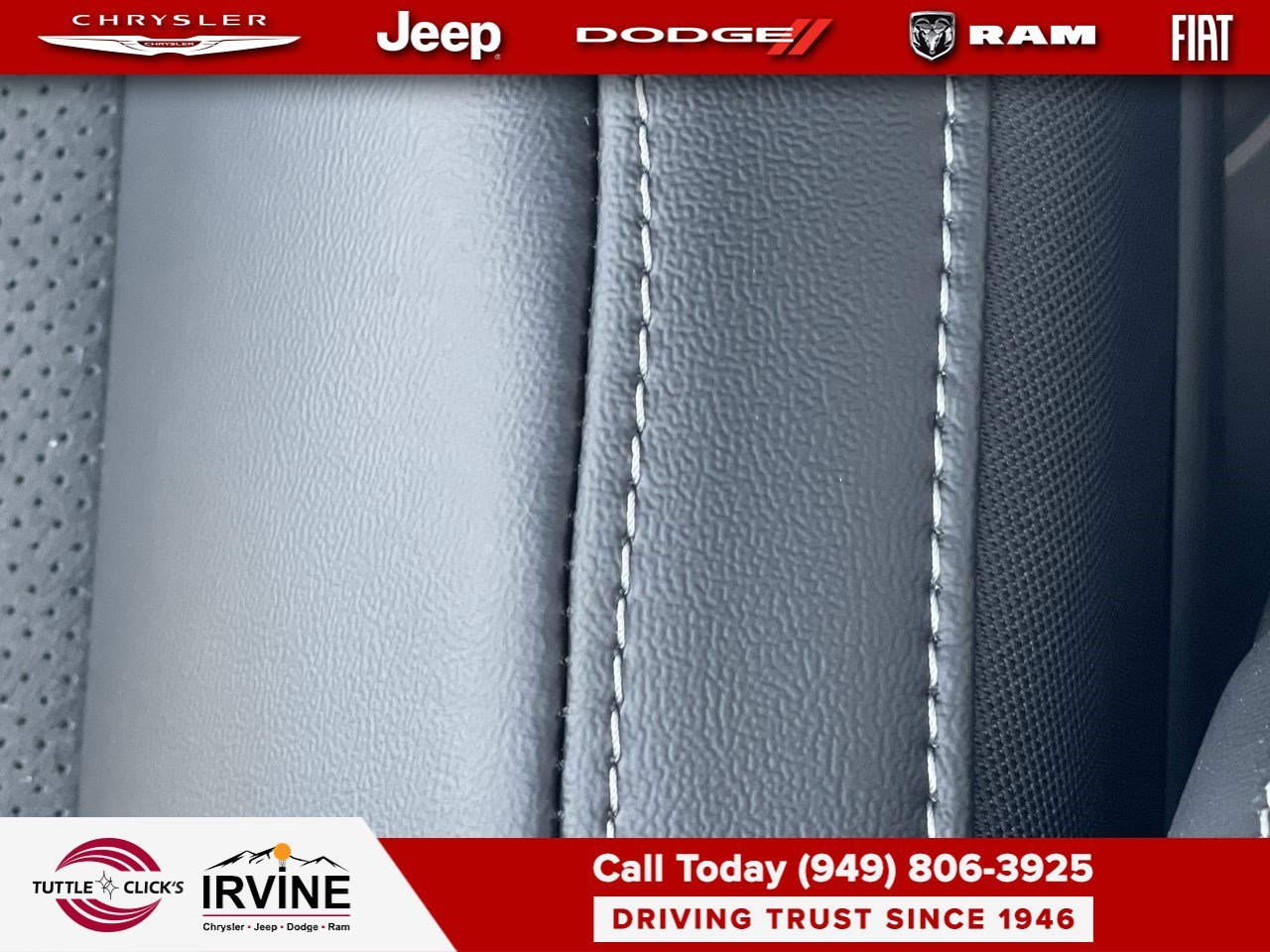 New 2026 Bright White Clear-Coat Exterior Paint Jeep Laredo Altitude image 26