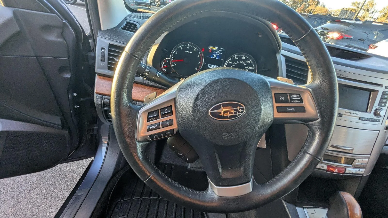 Used 2014 Twilight Blue Metallic Subaru 2.5i Limited image 20