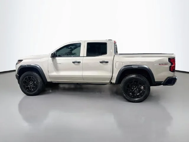 2026 Chevrolet Colorado Trail Boss - Photo 11