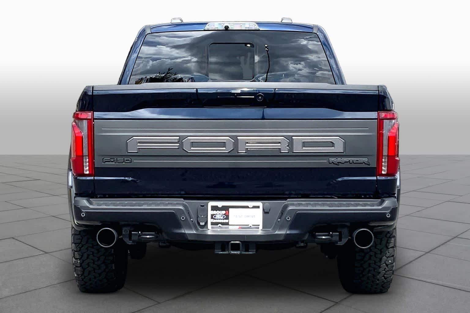 Used 2025 Antimatter Blue Metallic Ford Raptor image 9