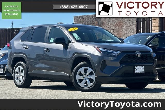 2025 Toyota RAV4 LE
