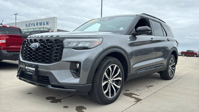 New 2026 Carbonized Gray Metallic Ford ST-Line image 38