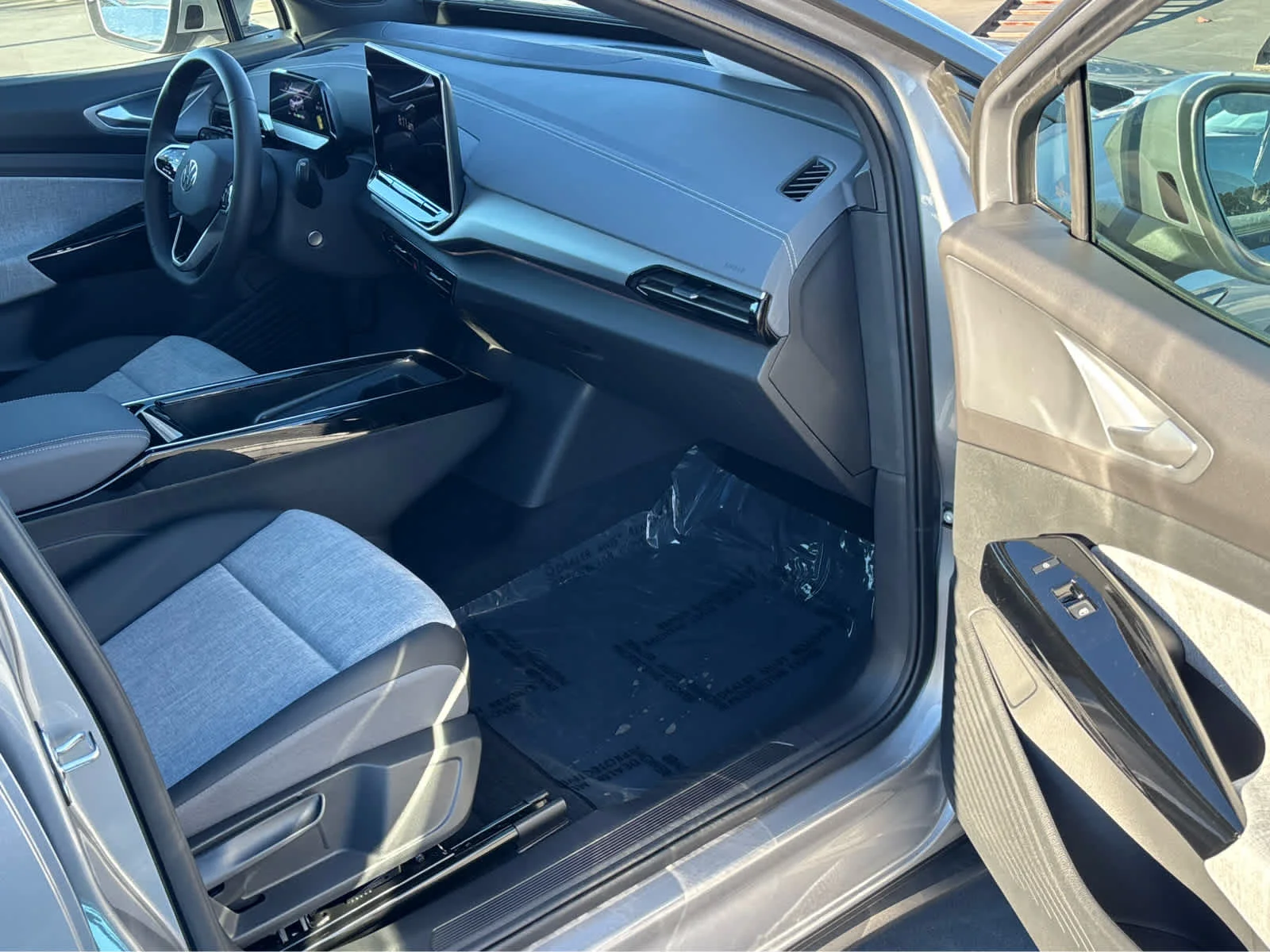 2025 Volkswagen ID.4 PRO - Photo 22