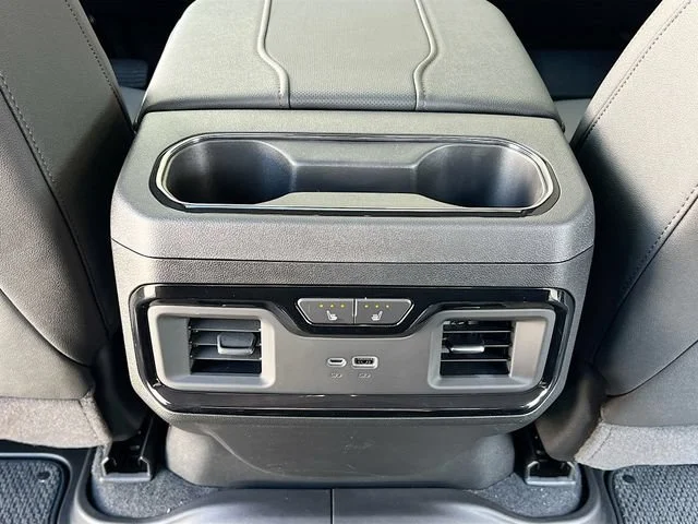 New 2026 Summit White GMC AT4 image 18