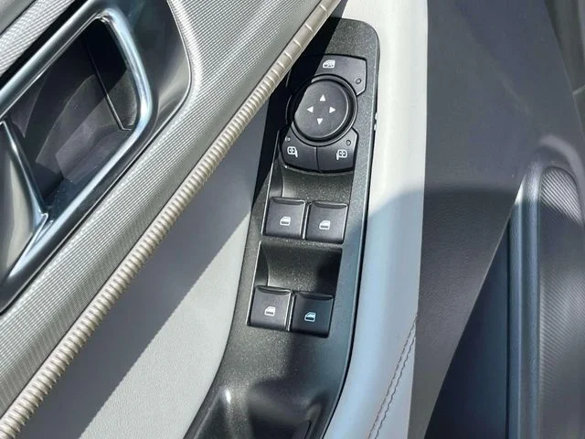 New 2027 Avalanche Gray Ford Active image 21