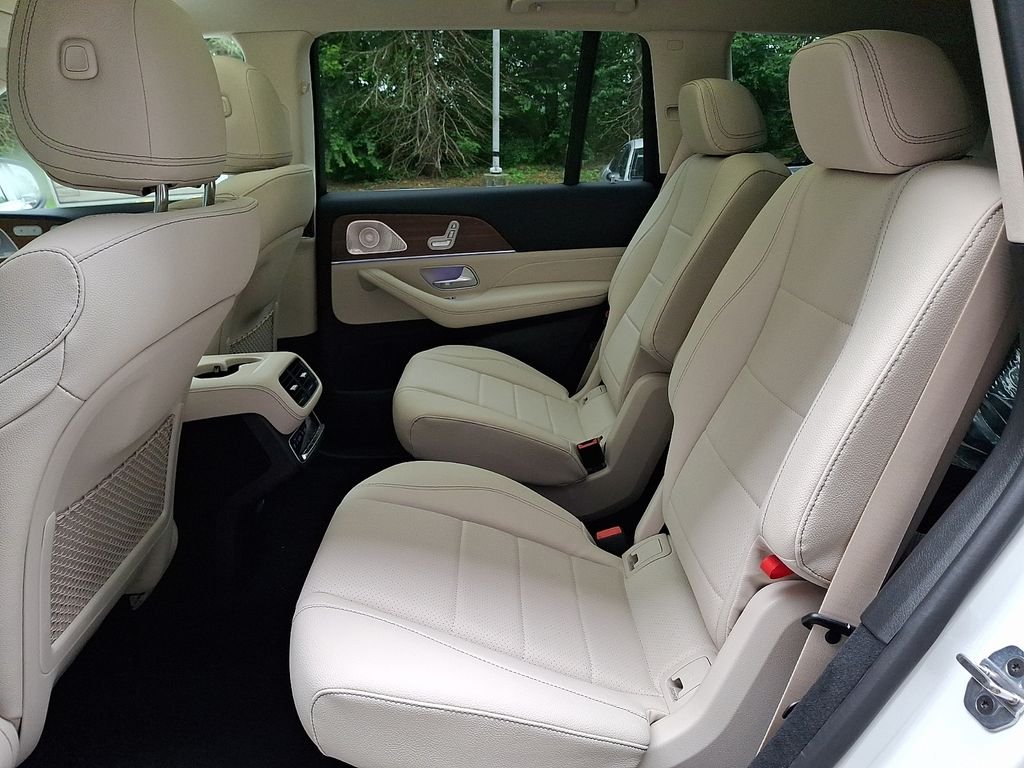 New 2026 Polar White Mercedes-Benz GLS 450 image 10