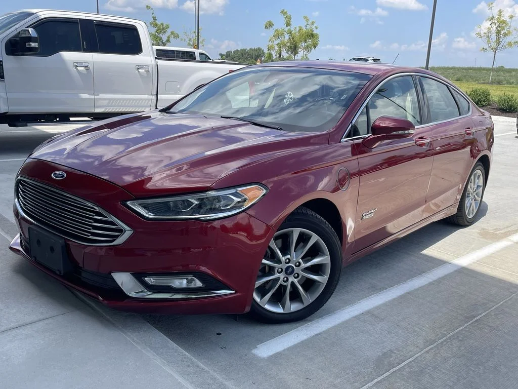 Used 2017 Red Ford Titanium image 1