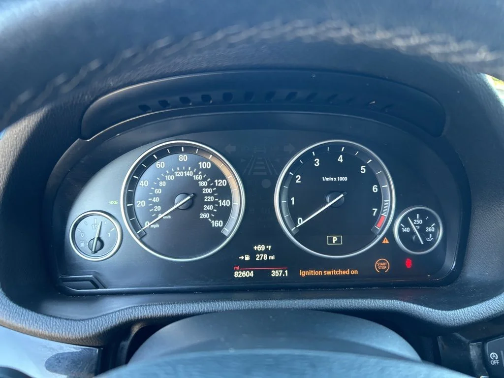 Used 2017 Black BMW xDrive28i image 10