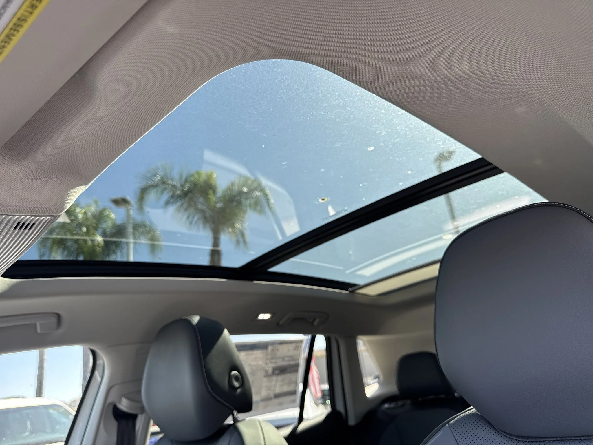 New 2026 Pure White Volkswagen SE image 29