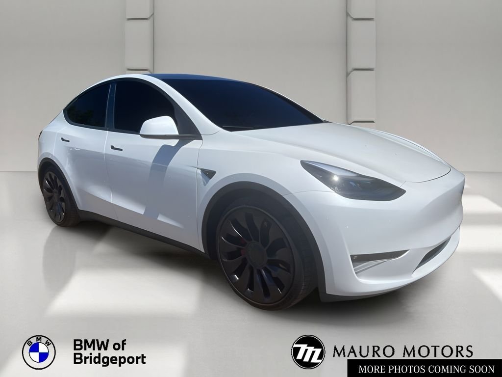 2023 Tesla Model Y Performance Dual Motor All-Wheel Drive's photo