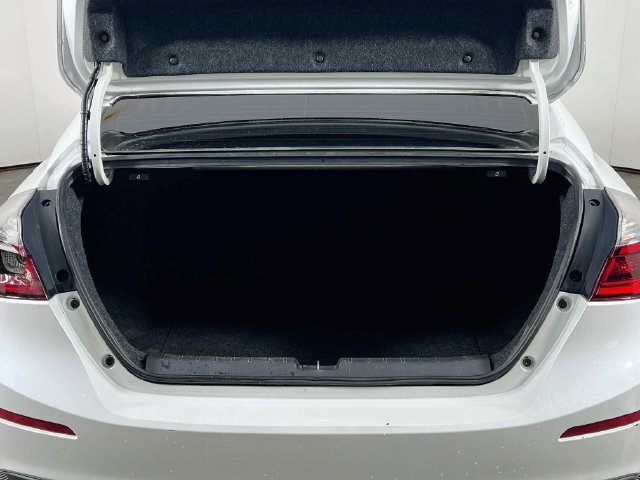 2020 Honda Insight EX - Photo 24