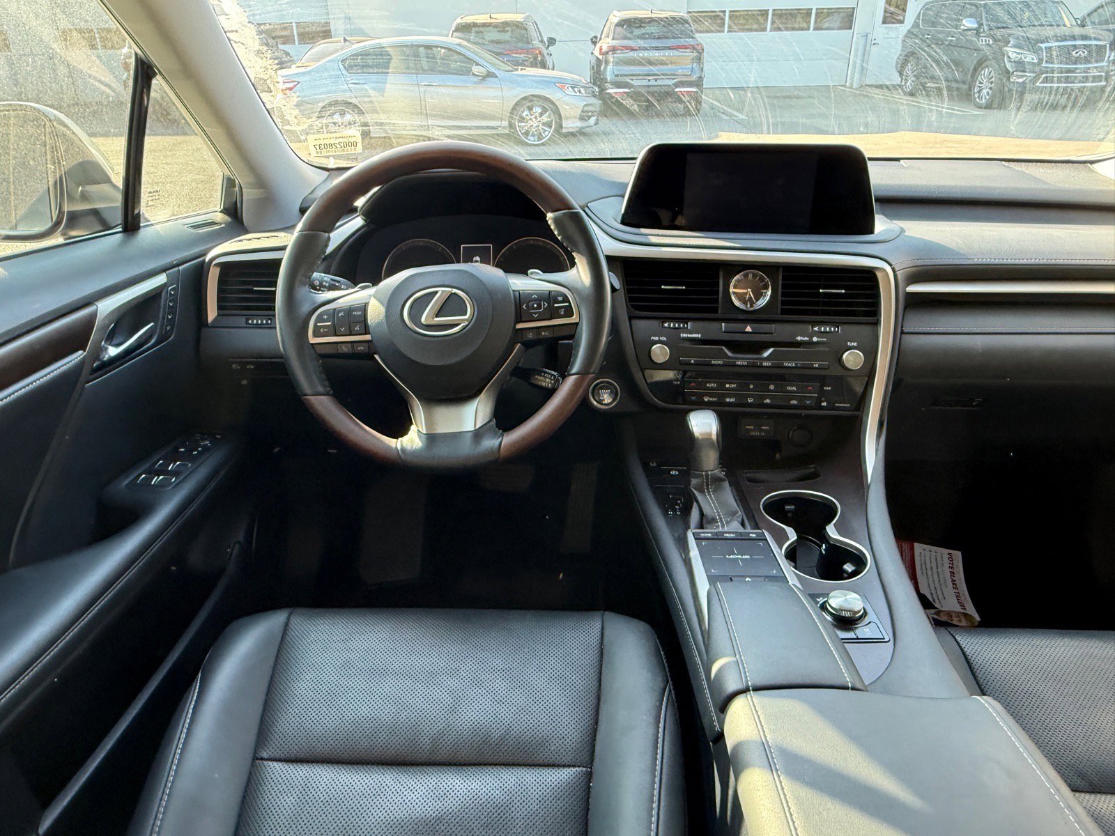 Used 2022 White Pearl Lexus RX 350 image 29