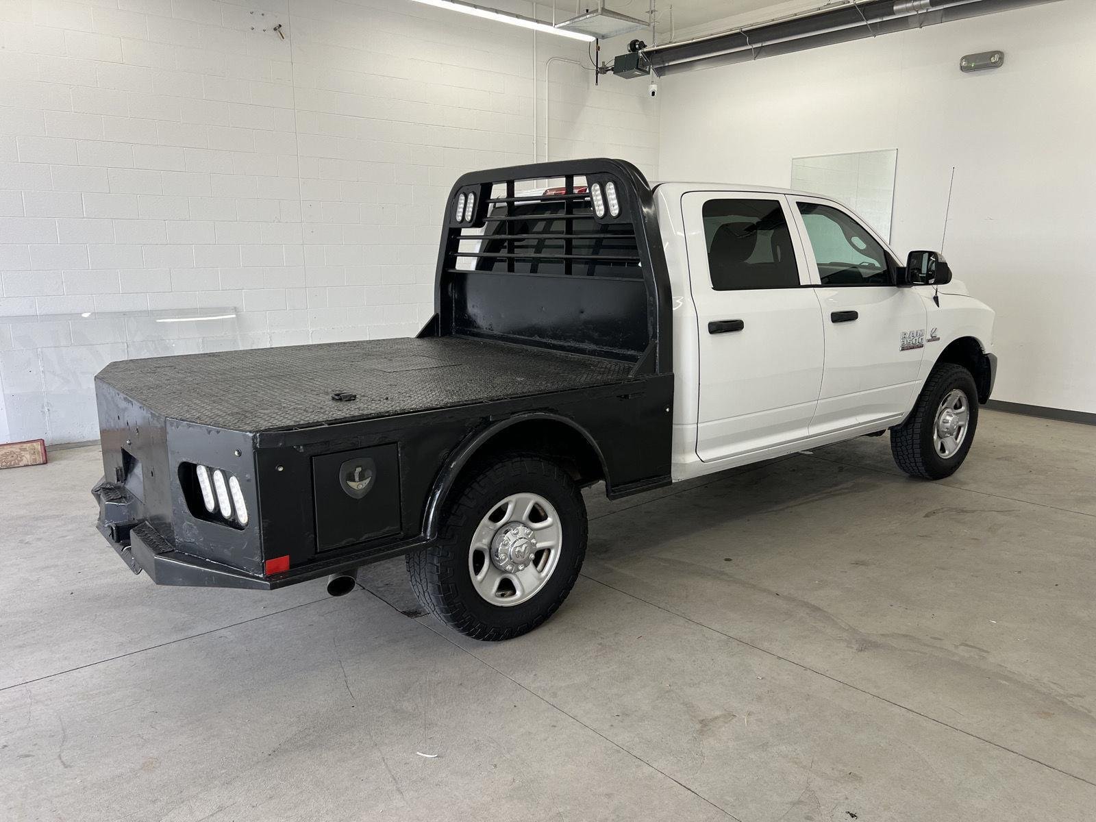 Used 2018 Bright White Clearcoat Ram Tradesman image 4