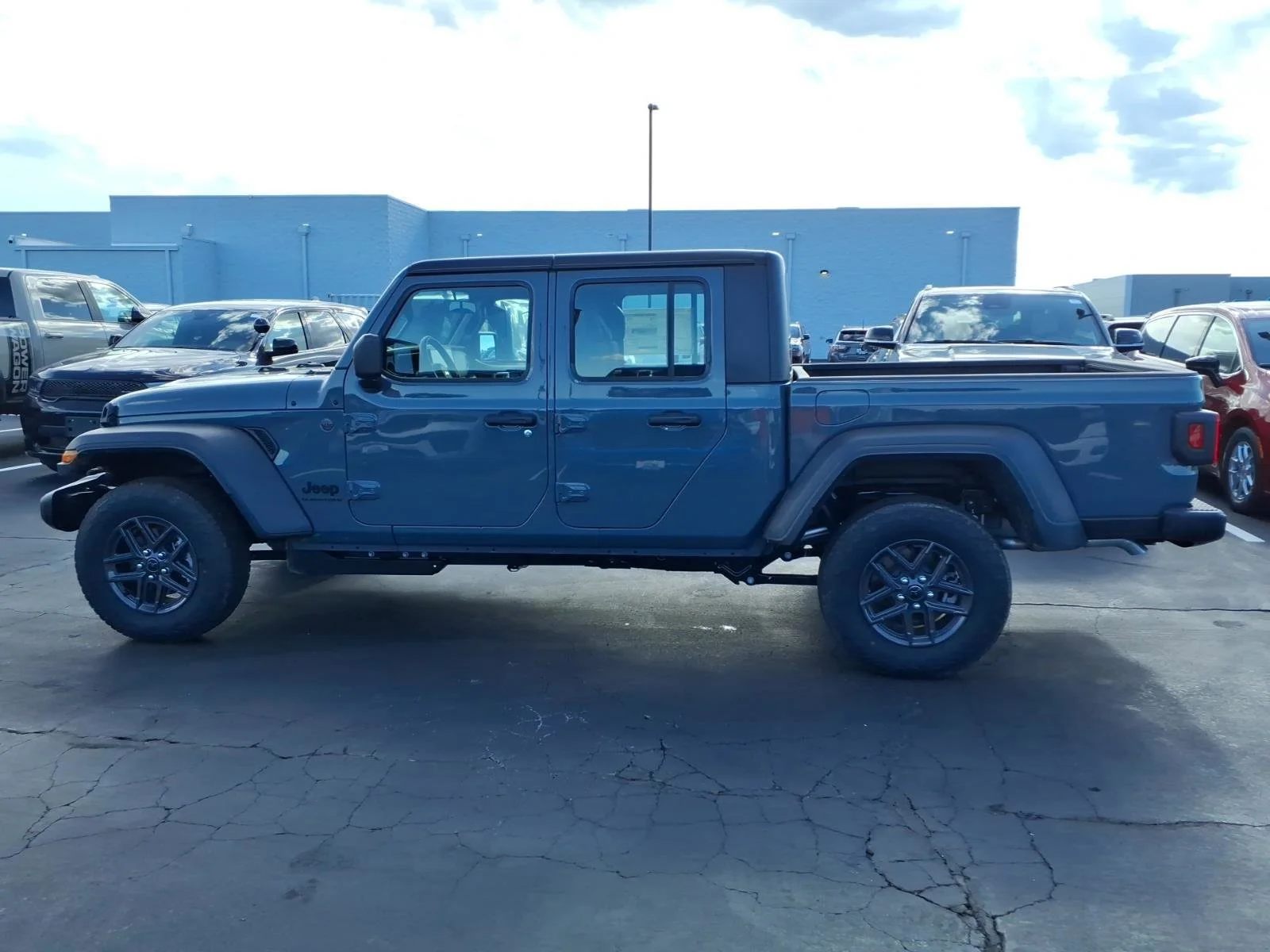 New 2026 Anvil Clear-Coat Exterior Paint Jeep Sport image 3