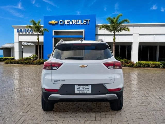New 2026 Summit White Chevrolet LT image 4