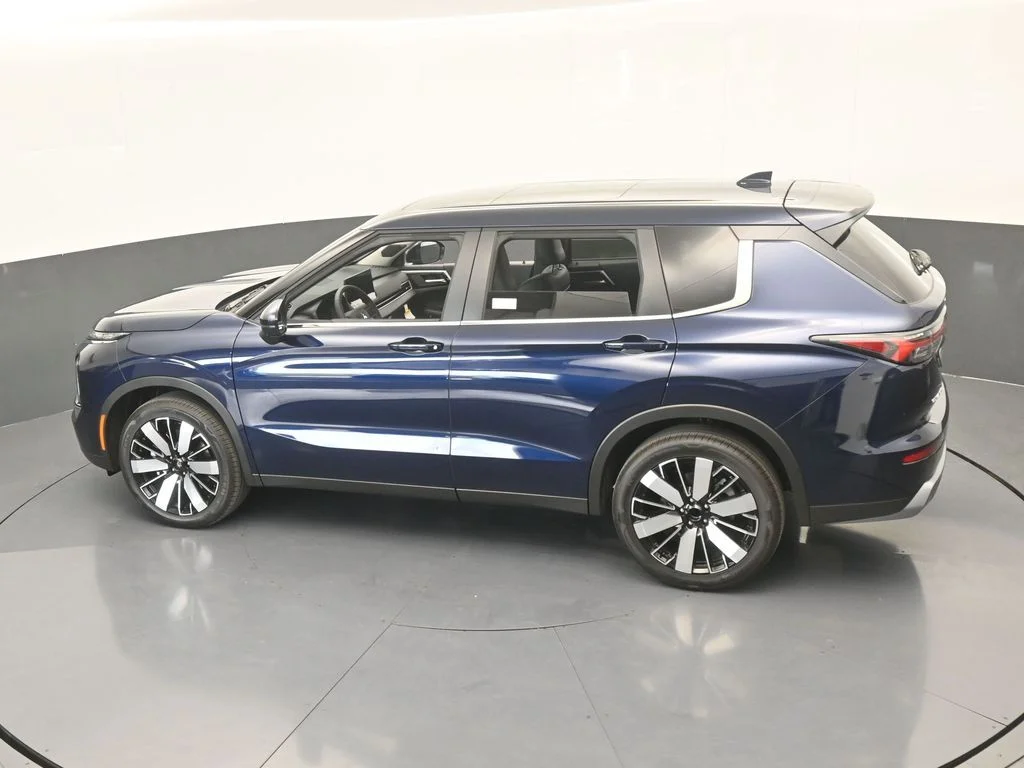 2026 Mitsubishi Outlander SE - Photo 60