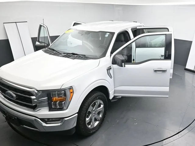 Used 2022 White Ford XLT image 34
