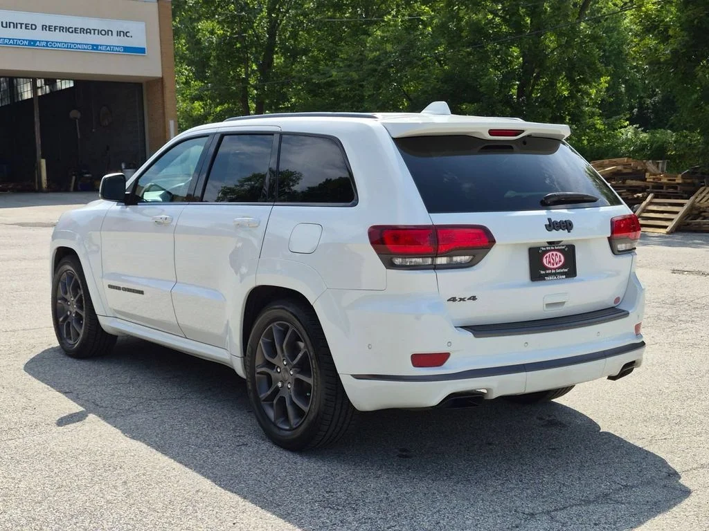 Used 2020 White Jeep High Altitude image 8