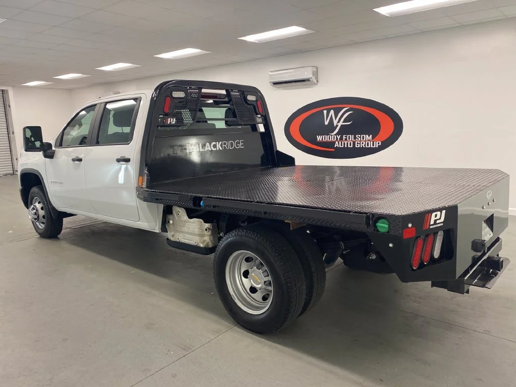 Used 2025 Summit White Chevrolet Work Truck image 8