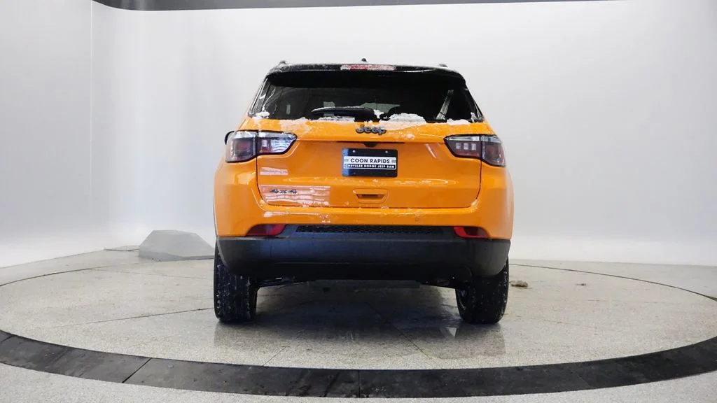 New 2026 Joose Exterior Paint Jeep Limited image 8