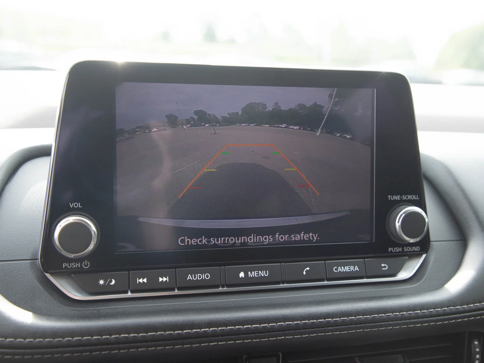 Used 2022 Super Black Nissan SV image 29
