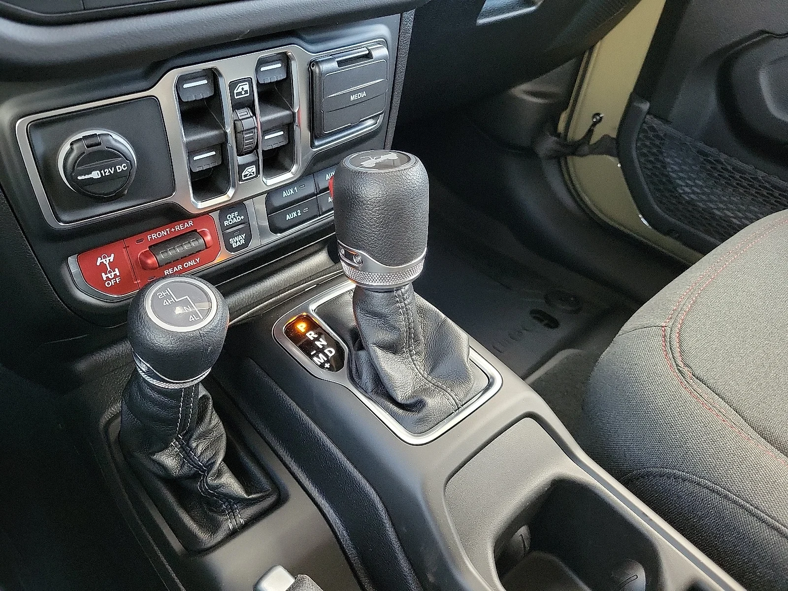 New 2026 PJ5 41 Jeep 4-DOOR RUBICON image 18