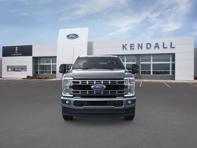 New 2025 Gray Metallic Ford XLT image 6