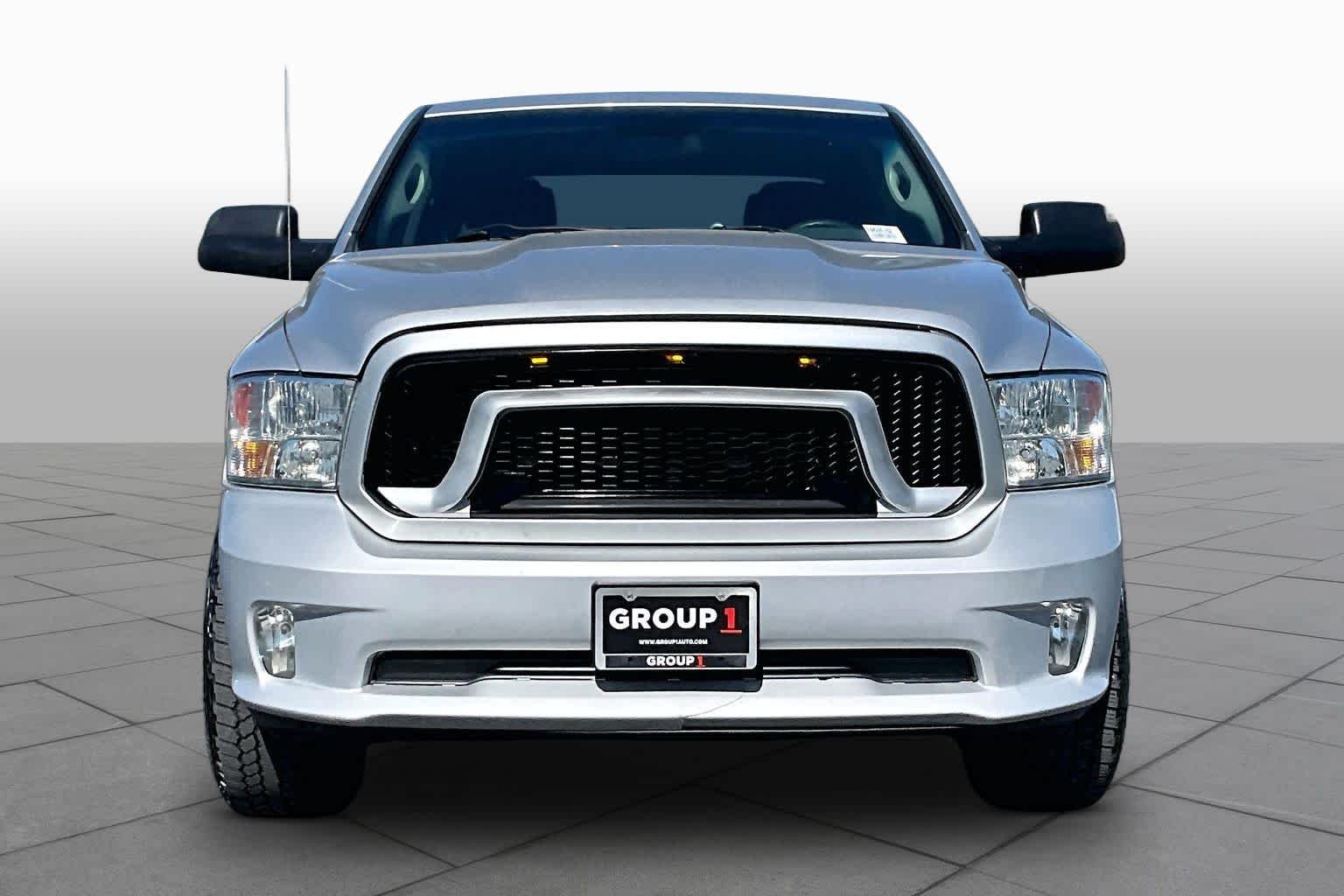 Used 2015 Bright Silver Metallic Clearcoat Ram Express image 3
