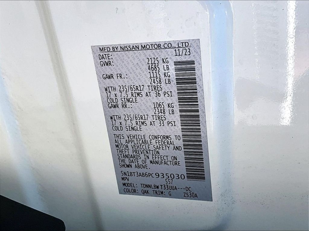 Used 2023 White Nissan S image 34