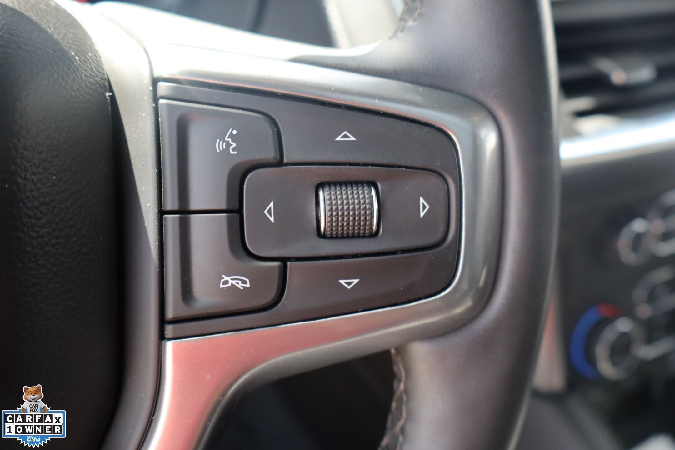 Used 2023 Black Chevrolet Z71 image 15