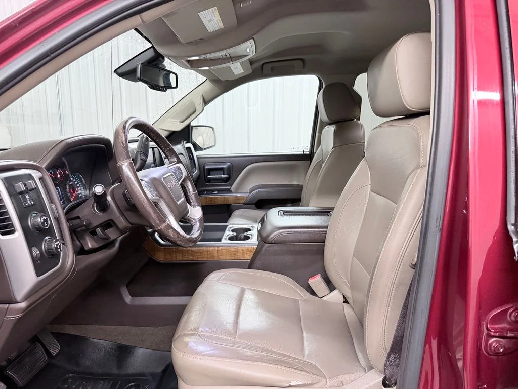 Used 2018 Red GMC SLT image 10