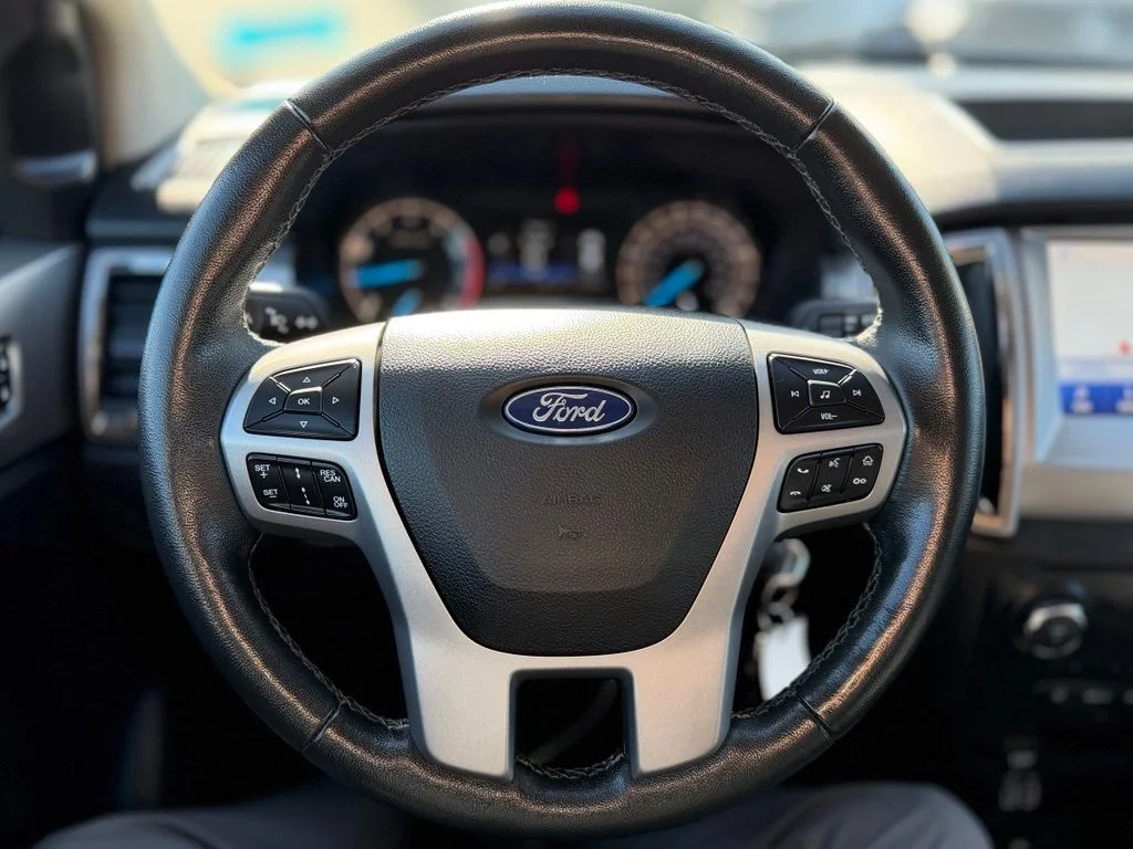 Used 2022 Green Ford XLT image 7