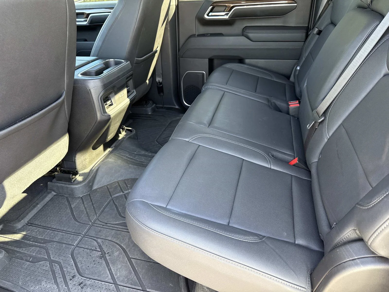 Used 2023 Black Chevrolet RST image 9