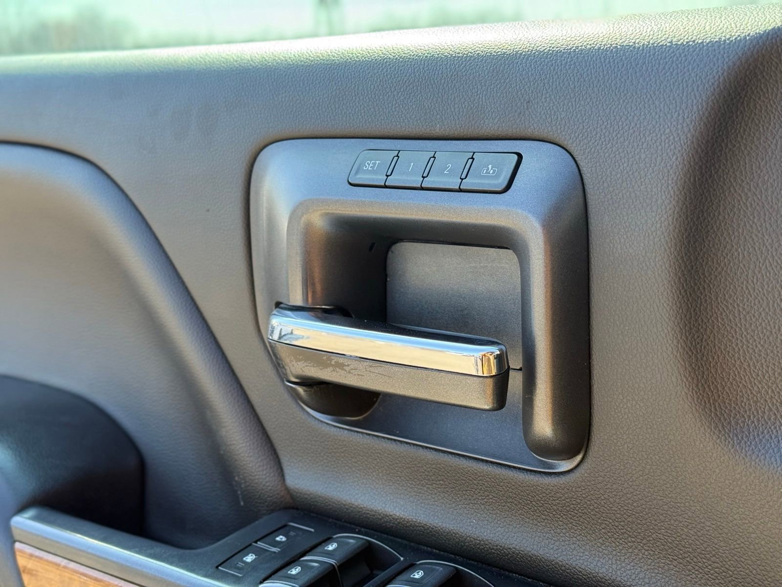 2019 Chevrolet Silverado 2500HD High Country - Photo 20