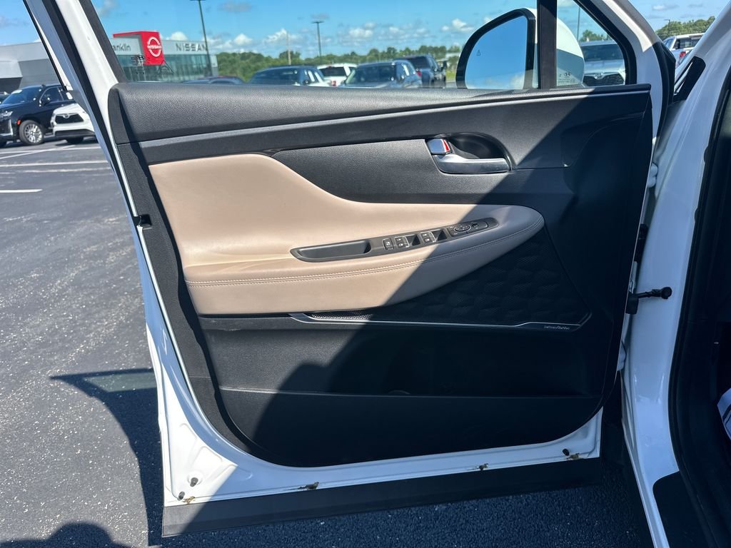 Used 2023 White Hyundai SEL image 14
