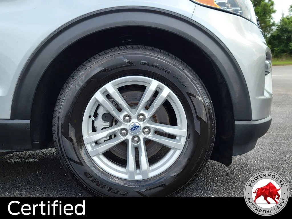 Used 2024 Silver Ford XLT image 12