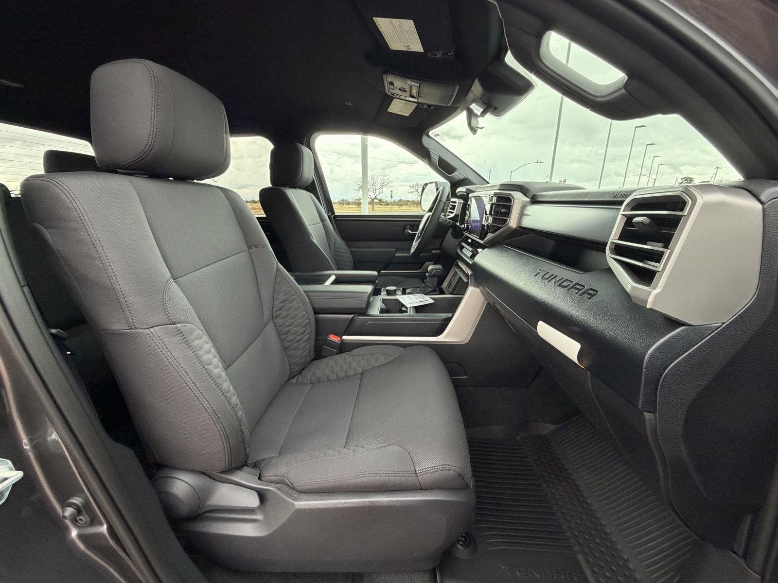 2026 Toyota Tundra SR5 - Photo 23