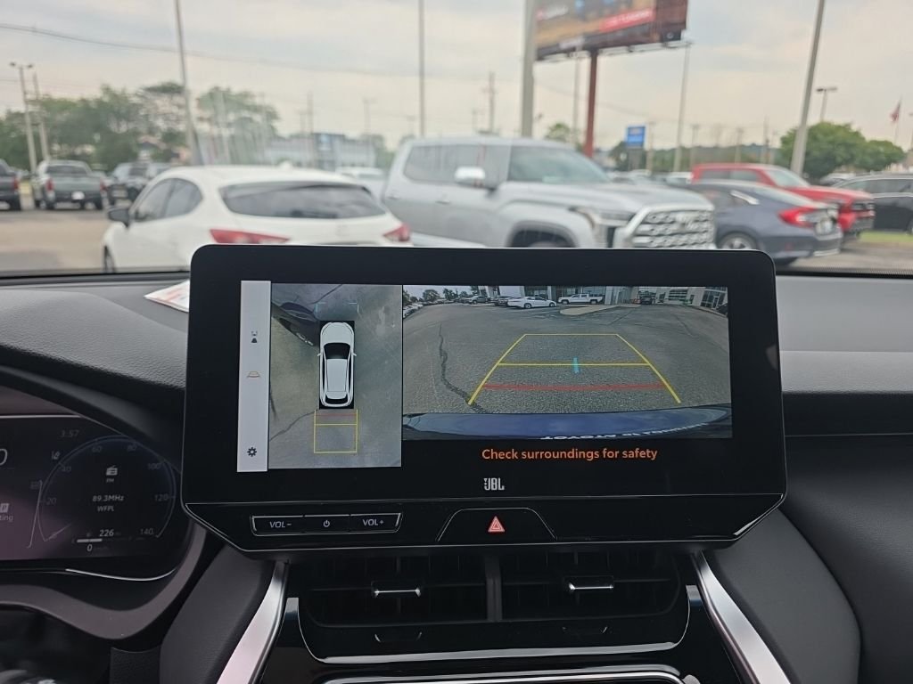 Certified Used 2023  Toyota Limited image 21