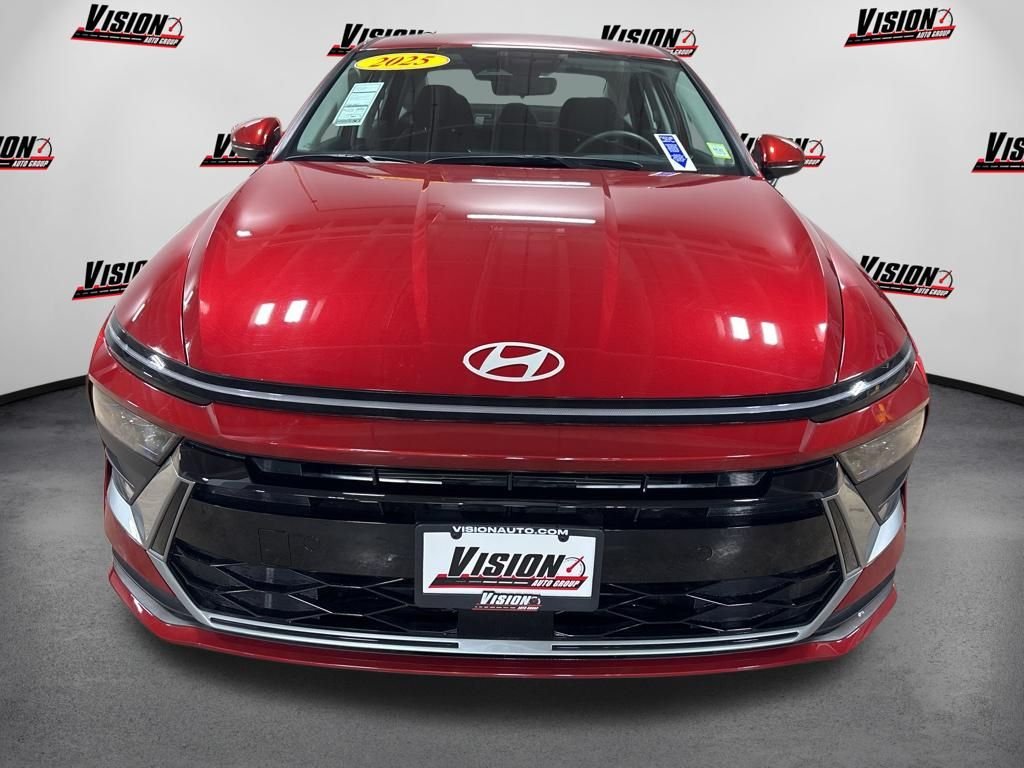 Certified Used 2025 Red Hyundai SE image 2