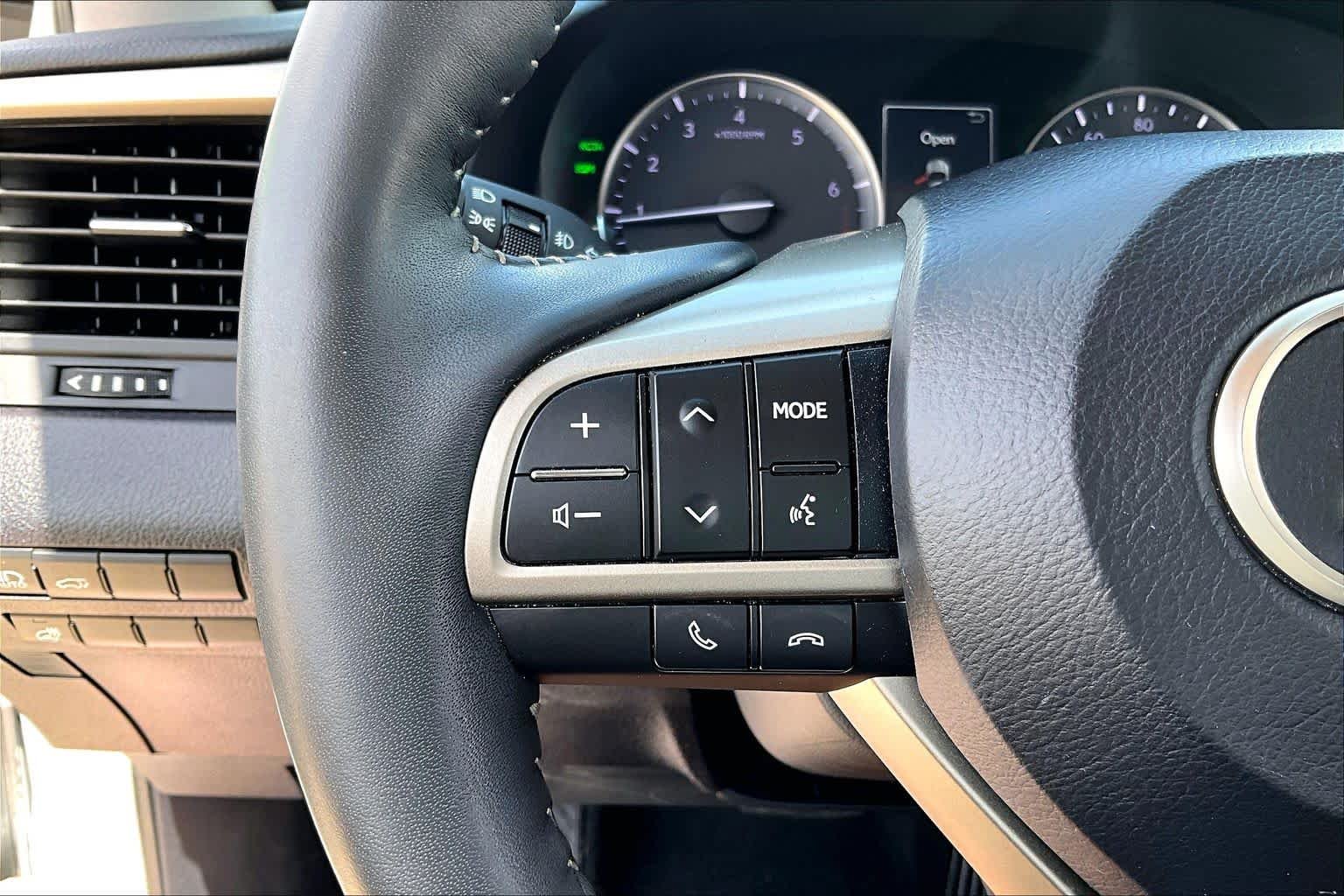 Used 2019 Silver Lining Metallic Lexus  image 21