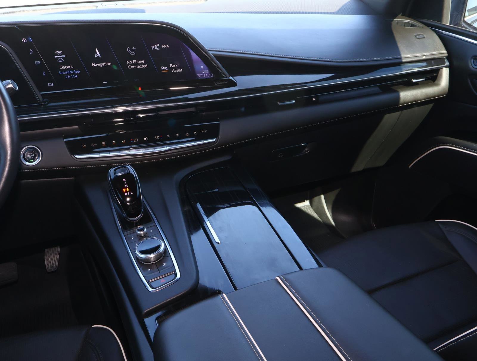2024 Cadillac Escalade Sport - Photo 16