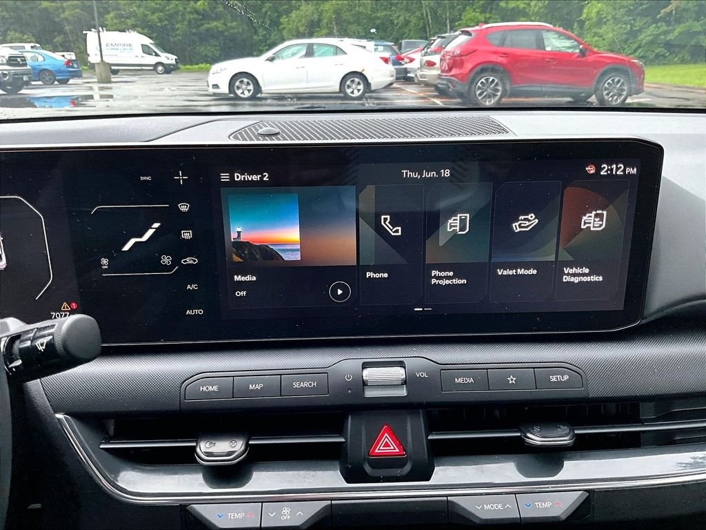 Used 2025 Interstellar Gray Kia EX image 19
