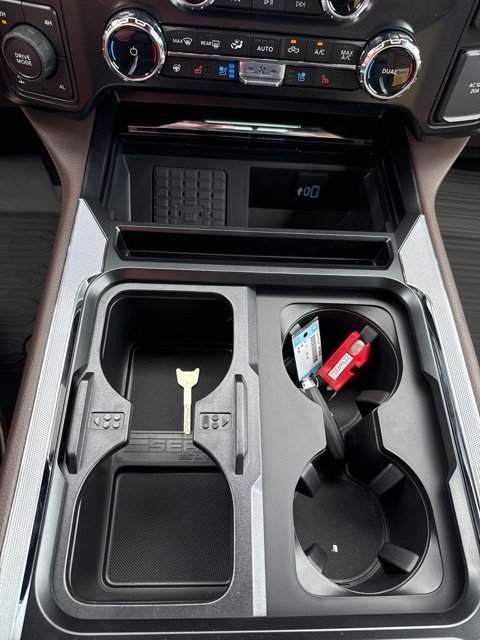 New 2026 Agate Black Metallic Ford King Ranch image 31