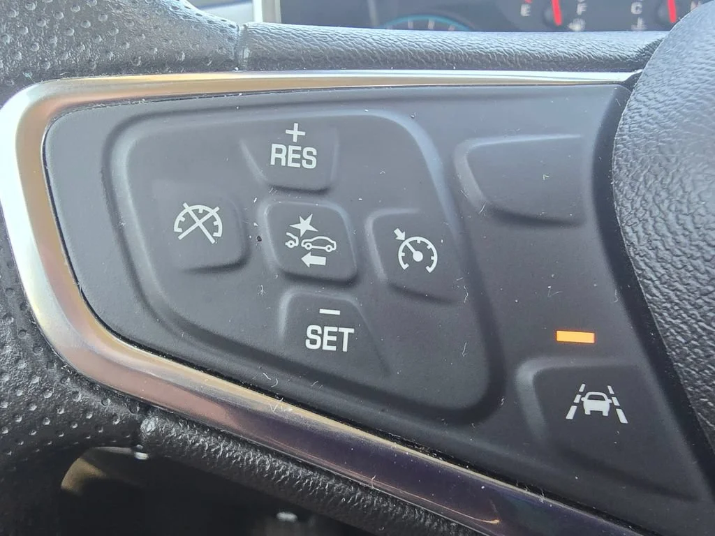 Used 2020 SILVER ICE METALLIC Chevrolet LS image 29