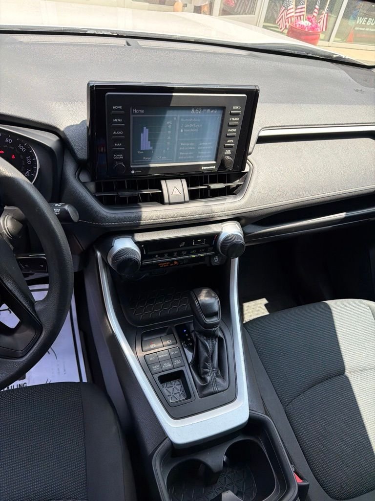 Used 2021 White Toyota LE image 6