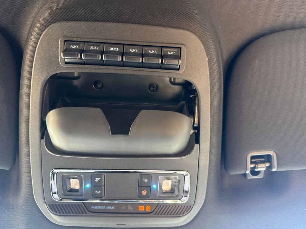 New 2026 Oxford White Ford Lariat image 30