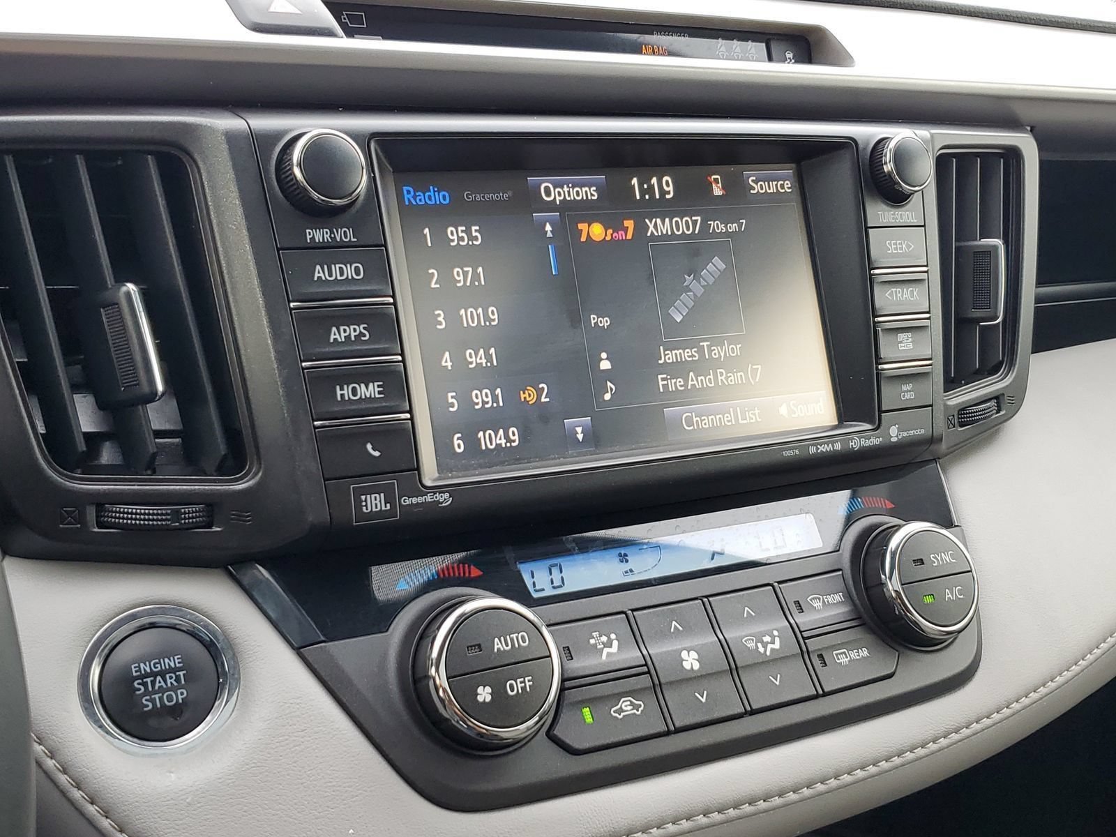 2018 Toyota RAV4 Limited - Photo 21