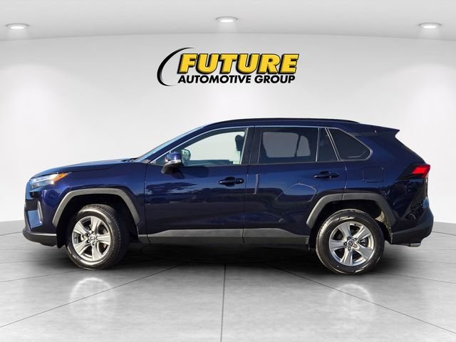Used 2024  Toyota XLE image 7